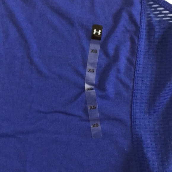 NWOT-Under armour- heat Gear-Blue Workout Top-XS - Picture 3 of 9